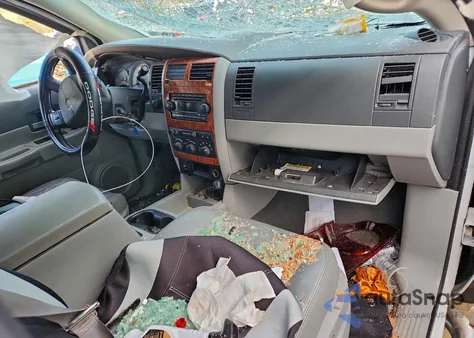 2007 Dodge Durango Slt z USA, uszkodzony, nr VIN 1D8HB48P87F580063